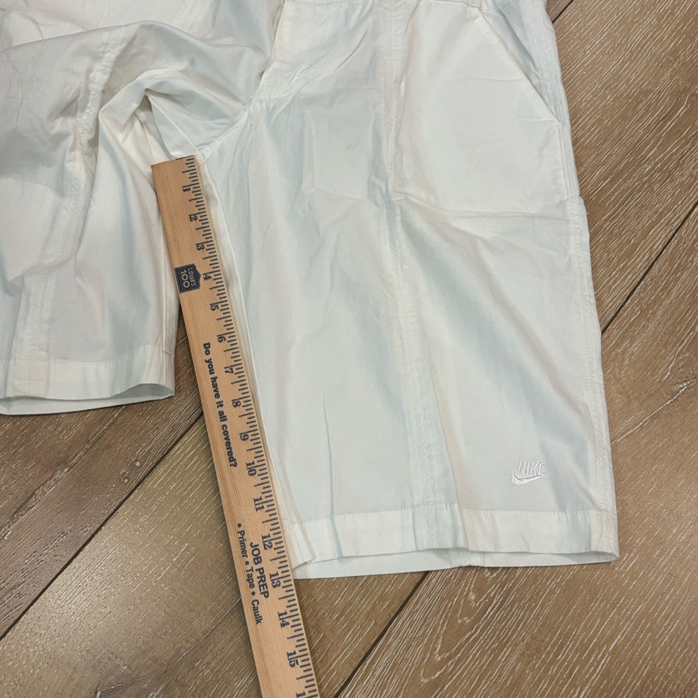 Nike Sportswear Women's White Bermuda Shorts - NWT - Picture 9 of 10